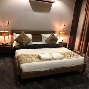 3* شقة فندقية ستارز هوم للاجنحة الفندقية - الحمراء